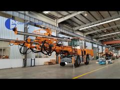 지하 굴착 장비 작업장