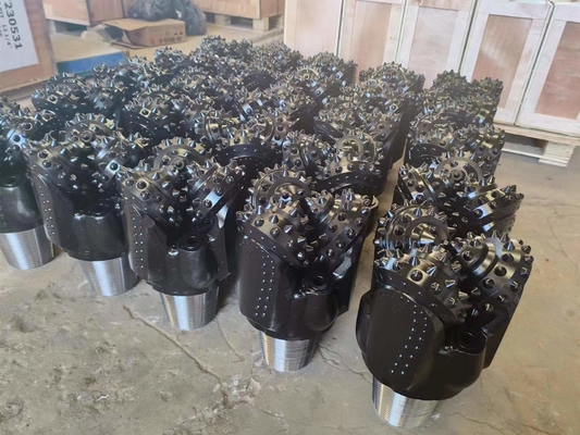 새로운 디자인 트리콘 비트 롤러 코너 비트 200mm IADC545 우물 뚫기 위한 단단한 바위 뚫기 비트