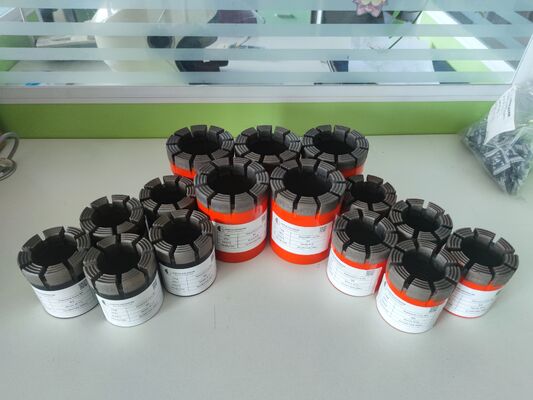 채광 탐사를 위한 긴 수명의 풀 스펙 BQ/NQ/HQ/PQ 와이어라인 코어링 다이아몬드 코어 비트